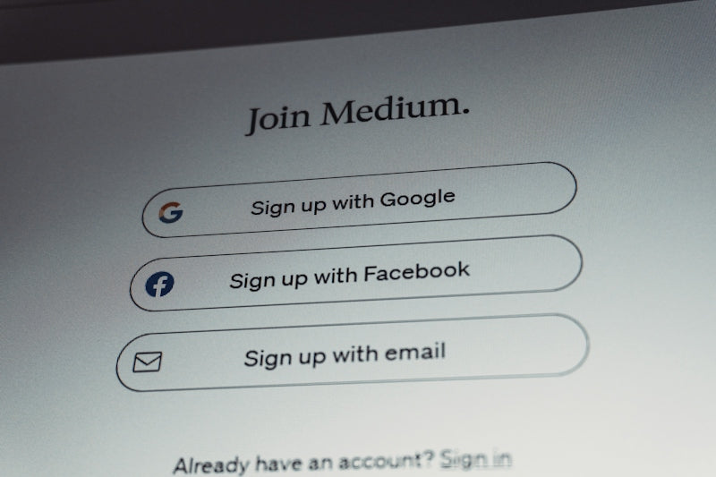 Sign up options for medium with google, facebook, or email.