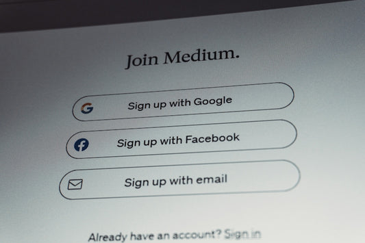 Sign up options for medium with google, facebook, or email.